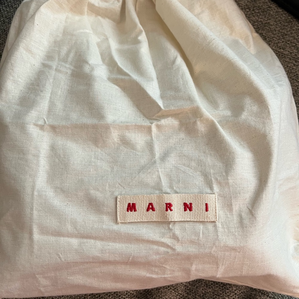 Marni Gray Medium Trunk Leather Bag Crossbody - Picture 7 of 14